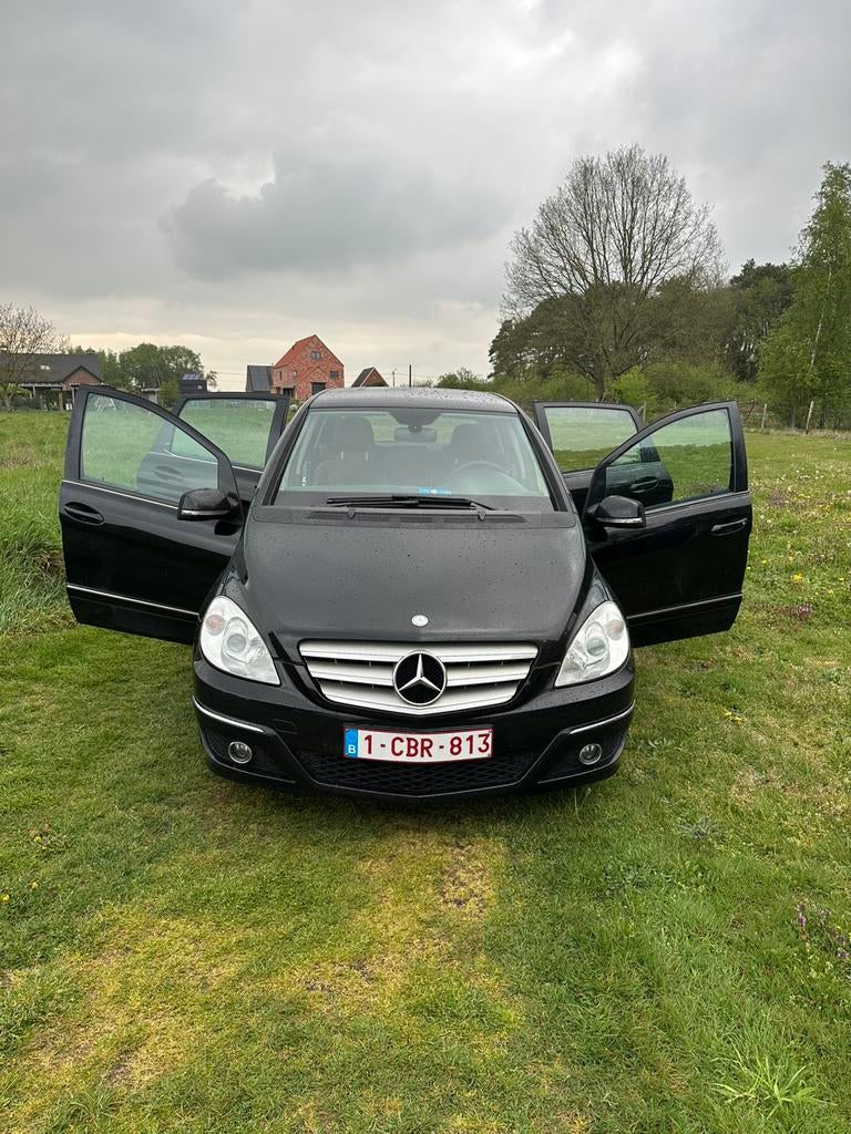 Mercedes-benz b-klasse 180cdi, Voorwielaandrijving, Zwart, 4 cilinders, 715 kg