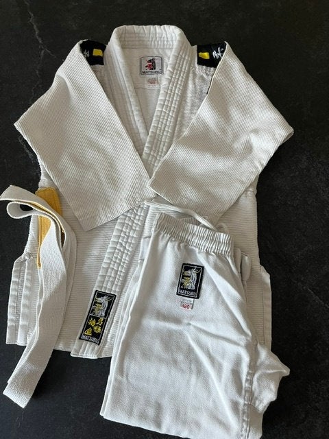 judo pak, Sport en Fitness, Vechtsporten en Zelfverdediging, Ophalen, Gebruikt, Maat XS of kleiner, Judo