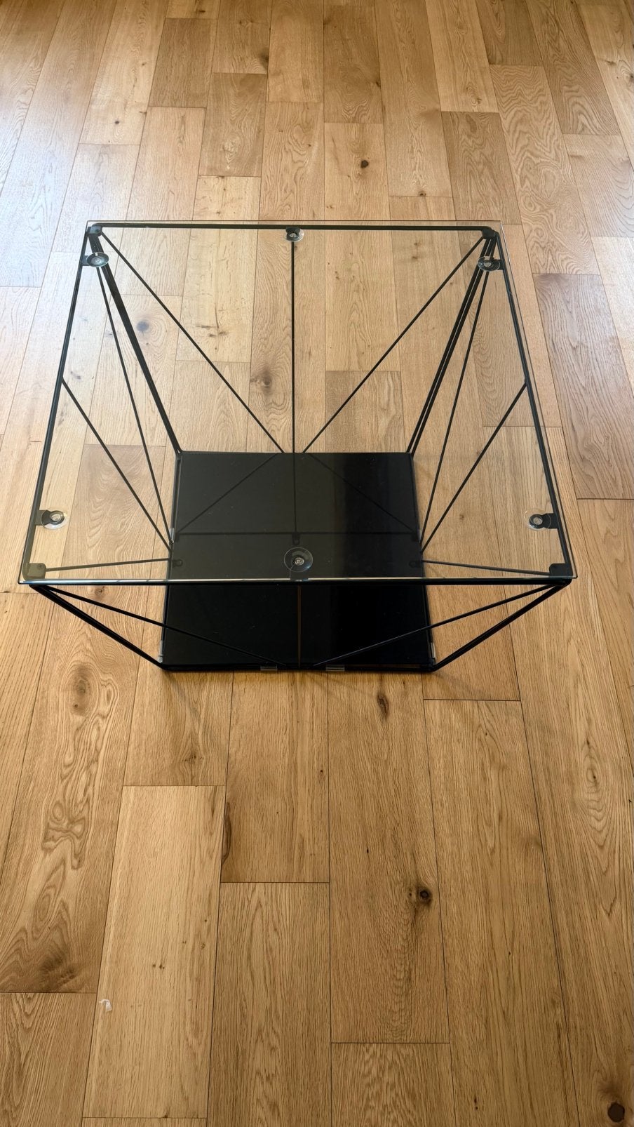 Table basse design en métal noir et en verre 60x60cm, Huis en Inrichting, Tafels | Salontafels, Ophalen, Zo goed als nieuw, Metaal