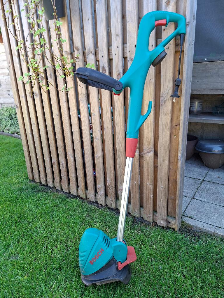 Kantensnijder, Ophalen, Gebruikt, Minder dan 10 cm, Bosch