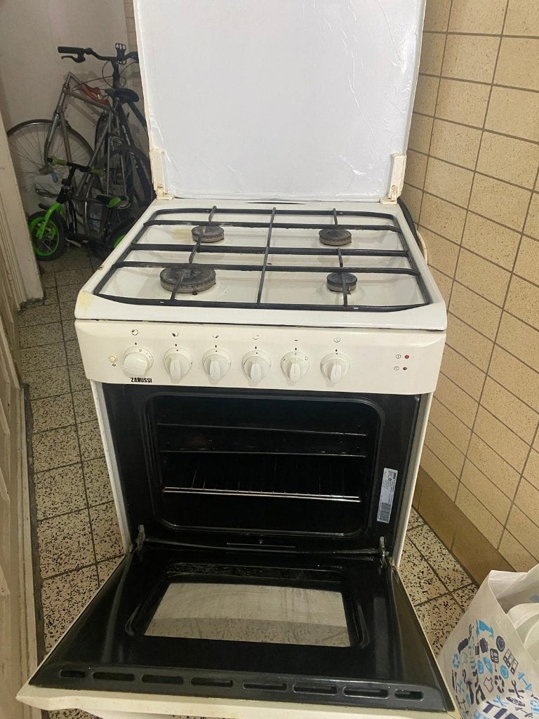 Cuisinière de la marque zanussi, Maison & Meubles, Cuisine | Cuisines complètes, Enlèvement, Utilisé, Cuisine à paroi simple, Blanc