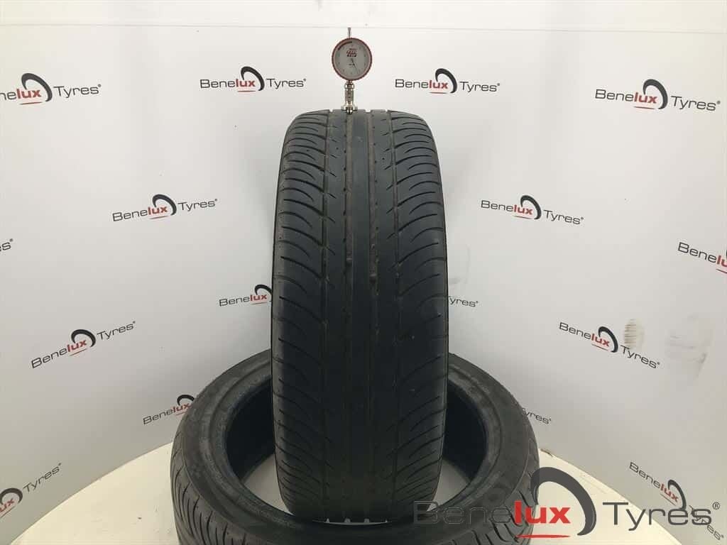 215/45R18 93Y XL Kumho Ecsta SPT 215/45 R18 215/45/18, Ophalen, 18 inch, -, -
