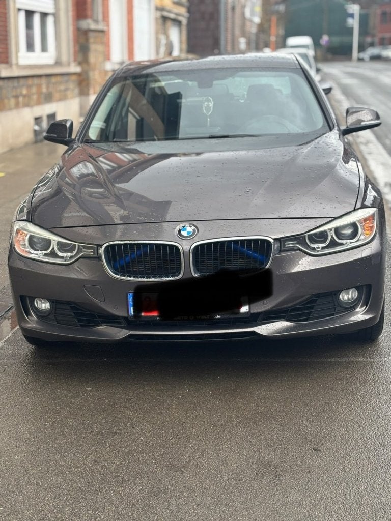 BMW 320i F30 184 ch | Manuelle | CarPlay | 146 000 km, Autos, Euro 5, Achat, Boîte manuelle, Noir