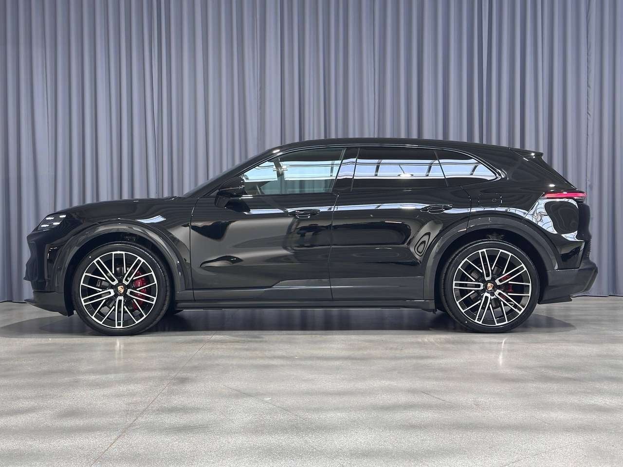 Porsche Cayenne e-Cayenne 113 kWh *PANO*PASSENGERDISPLAY*14, Autos, Cayenne, 408 ch, 0 kg, Noir