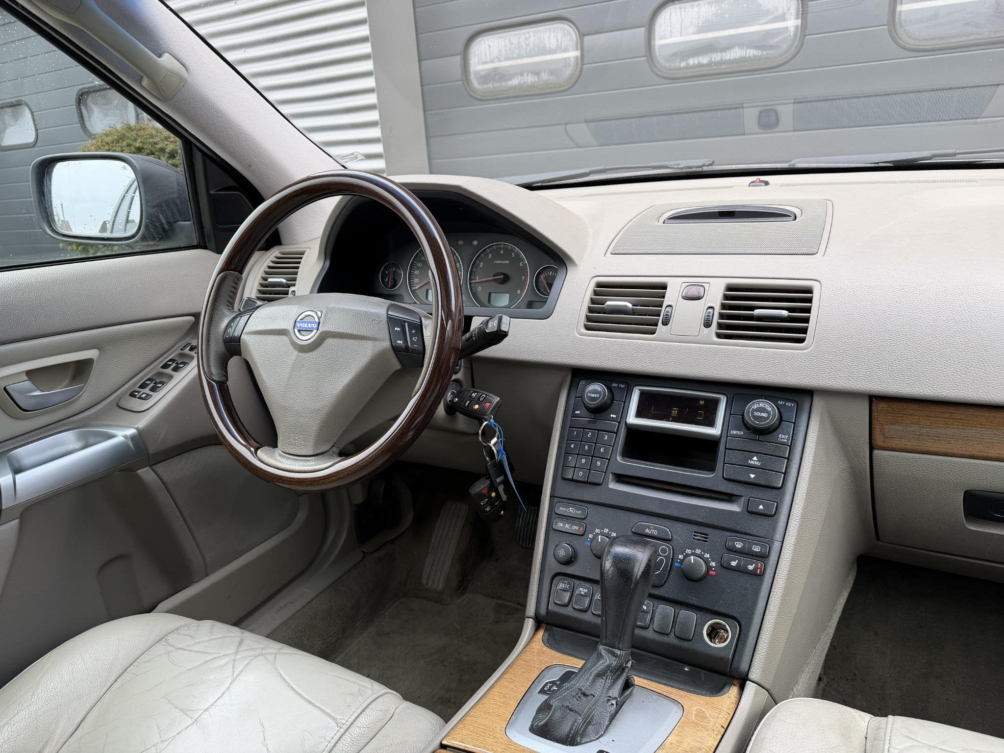 Volvo XC90 4.4 V8 Summum 7 Pers | Panoramadak |Lederen Bekle, Auto's, Volvo, Euro 5, Gebruikt, 8 cilinders, 2217 kg