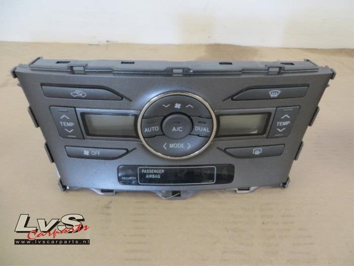 Panneau de commandes chauffage d'un Toyota Auris, -, 3 mois de garantie, Utilisé, -