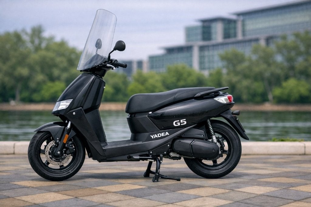 Electrische scooter Yadea - zwart, Ophalen, Overige modellen, Elektrisch, Klasse A (25 km/u)
