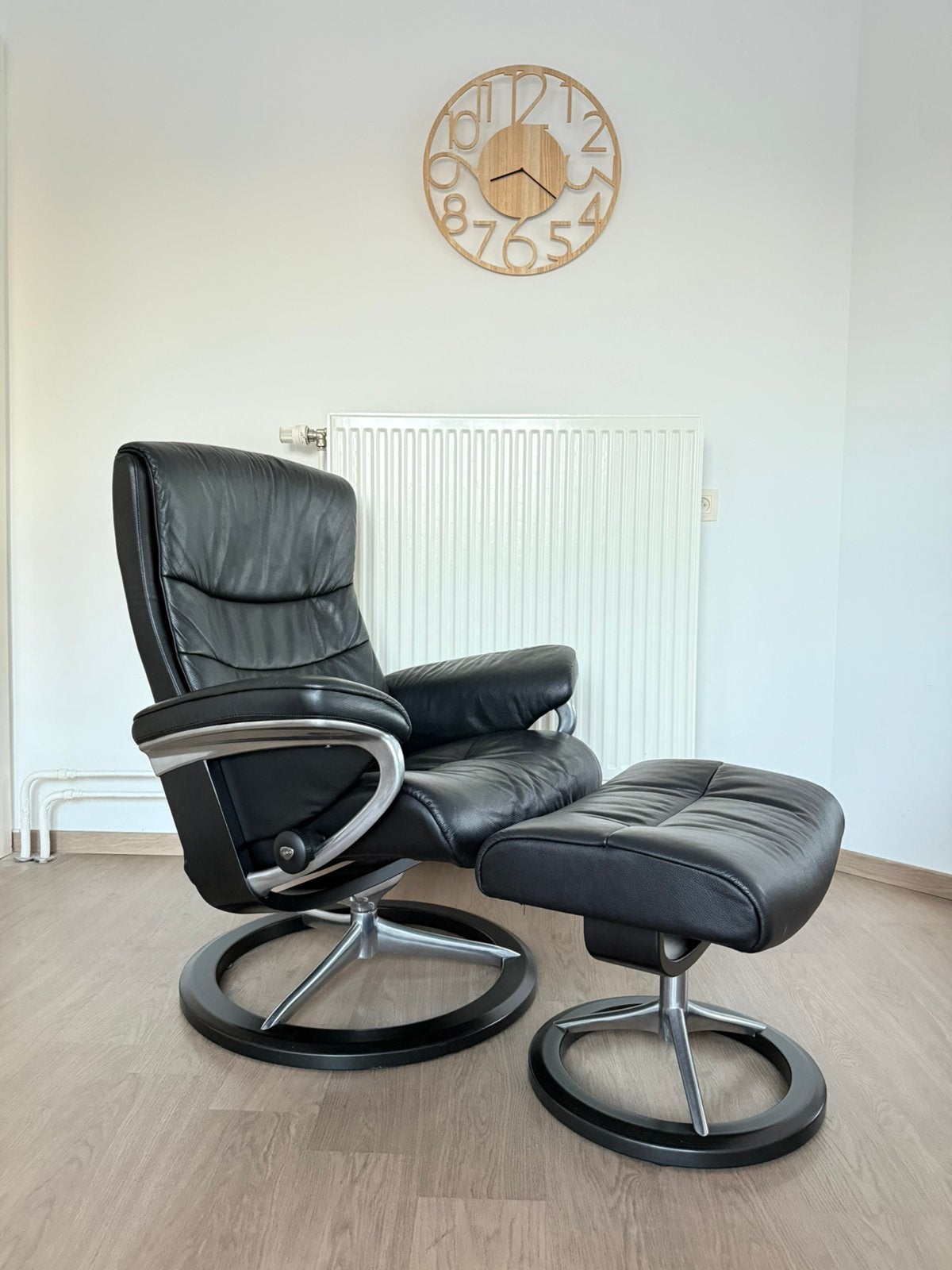 Fauteuil en cuir Stressless Nordic Design avec repose-pieds, 75 à 100 cm, De Sede Leolux Hukla Fsm knoll vitra Prominent Eames Artifort