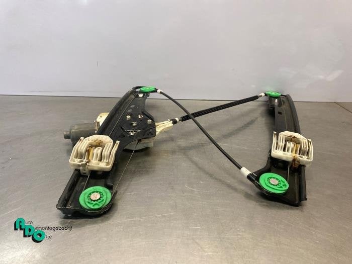 Mécanique vitre 4portes avant gauche d'un BMW 3-Serie (3-Se, -, 3 mois de garantie, Utilisé, -