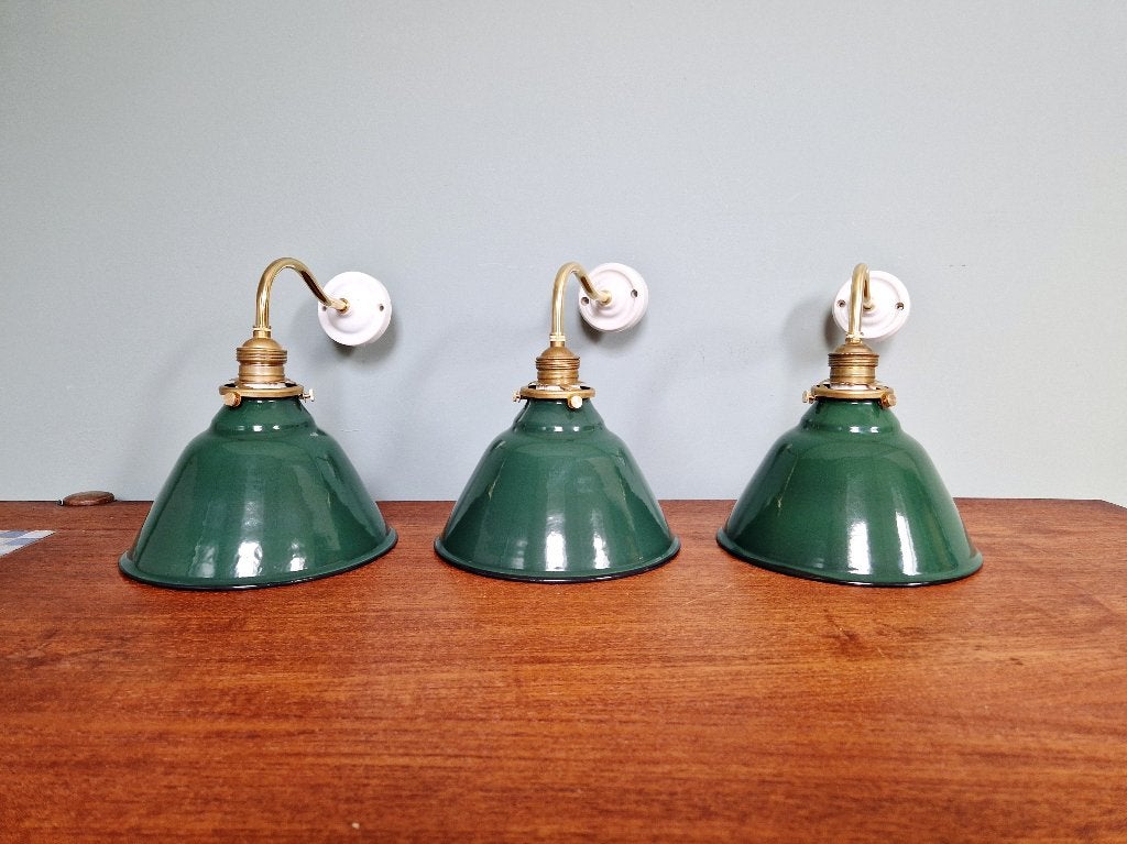 Wandlamp (3 beschikbaar),messing & groen geëmailleerde plaat, Ophalen of Verzenden