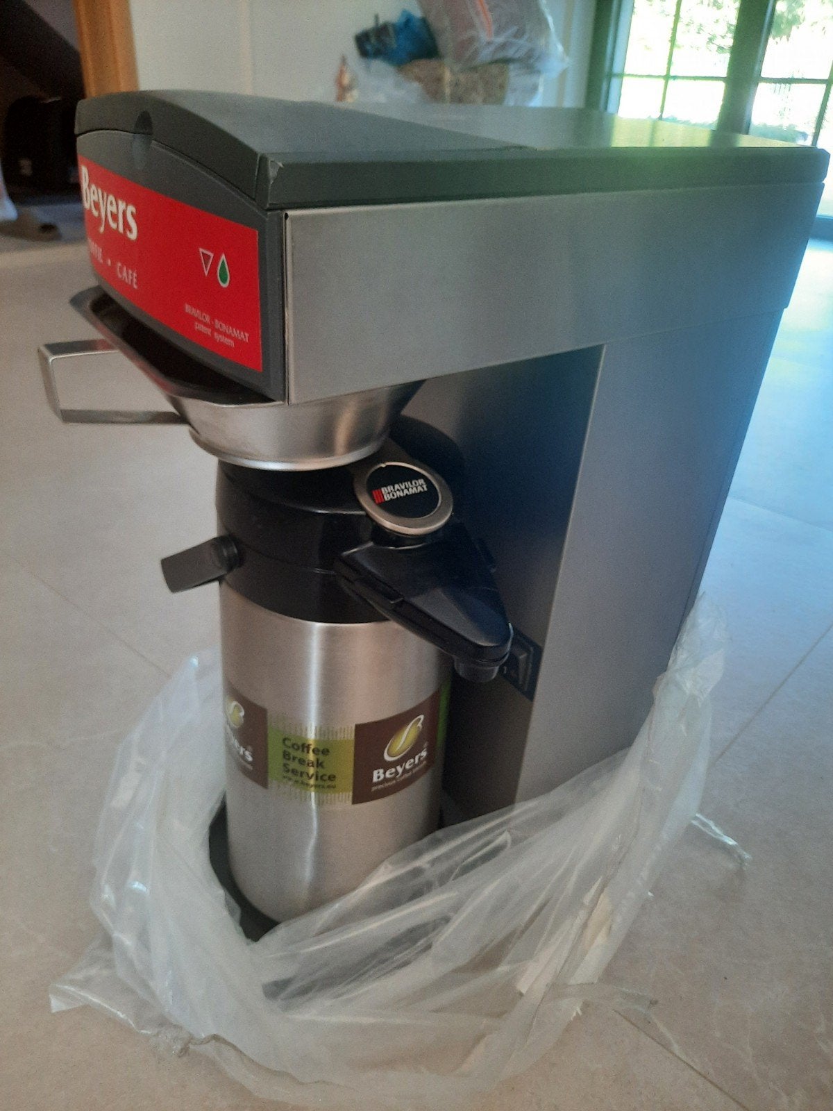 Professionele percolators van Beyers, Zakelijke goederen, Ophalen