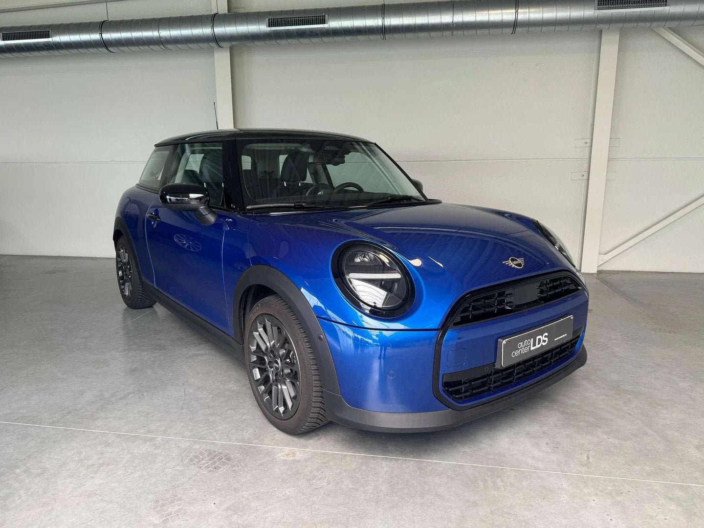 MINI Cooper Mini 1.5A C - Camera - Apple Carplay- Android au, Auto's, Automaat, 4 zetels, Zwart, 1715 kg