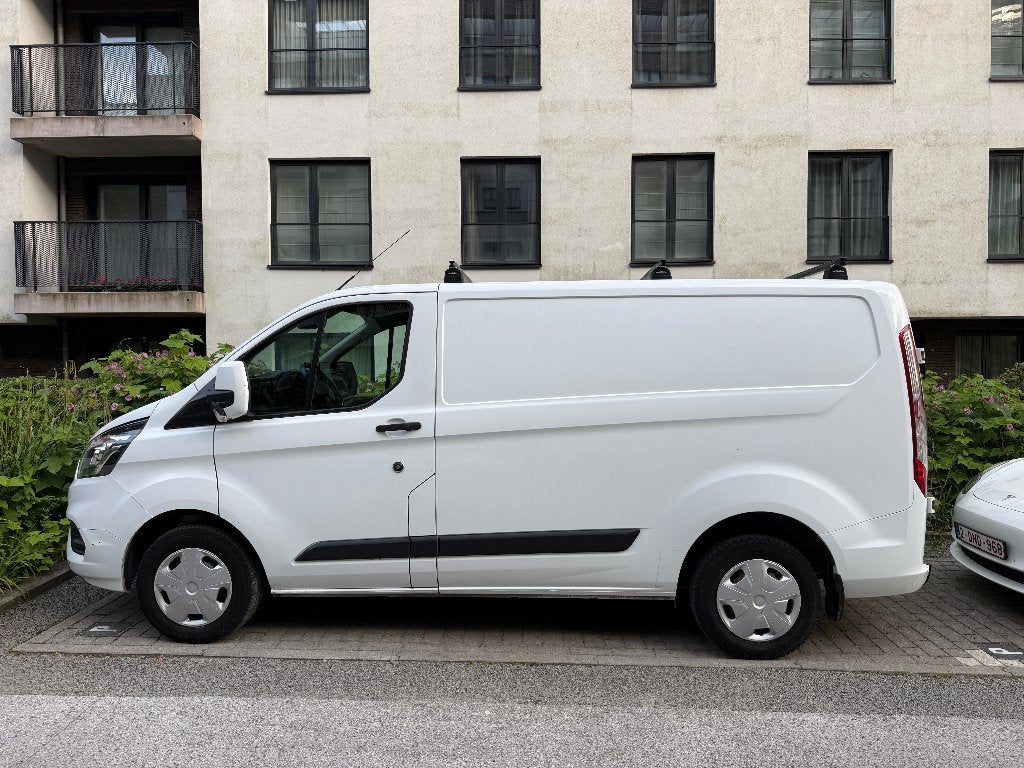 Ford Transit Custom, Euro 6, 3 places, Boîte manuelle, Noir