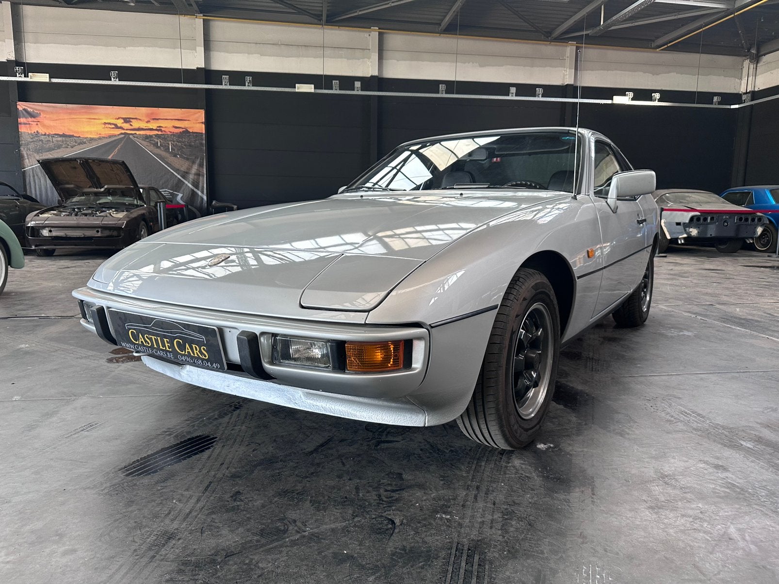 Porsche 924 coupe - 1981 - startklaar - met keuring., 4 zetels, Achterwielaandrijving, Zwart, Leder