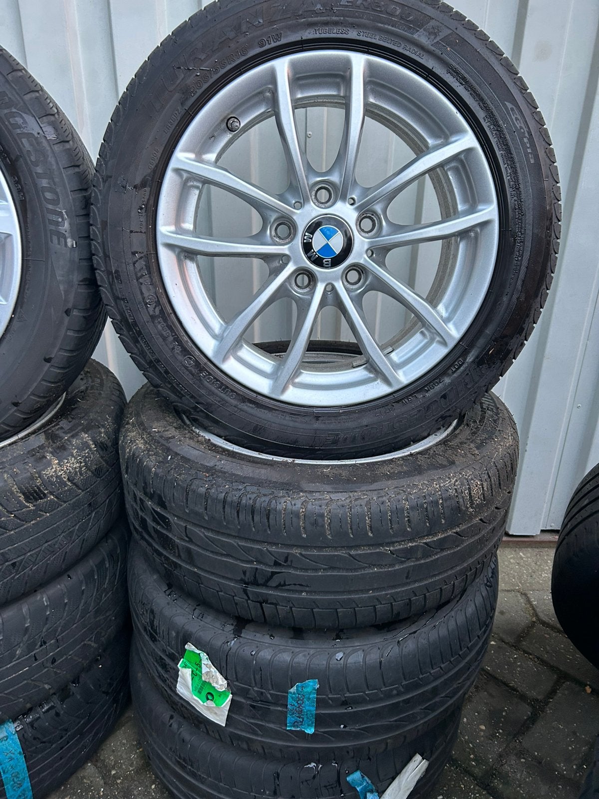 Bmw wielen, Enlèvement