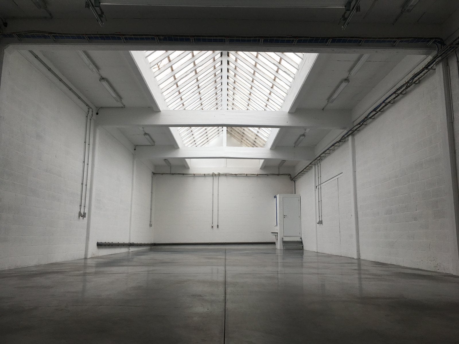 Loods / Unit / Magazijn / Opslagruimte te huur 160m2, Immo