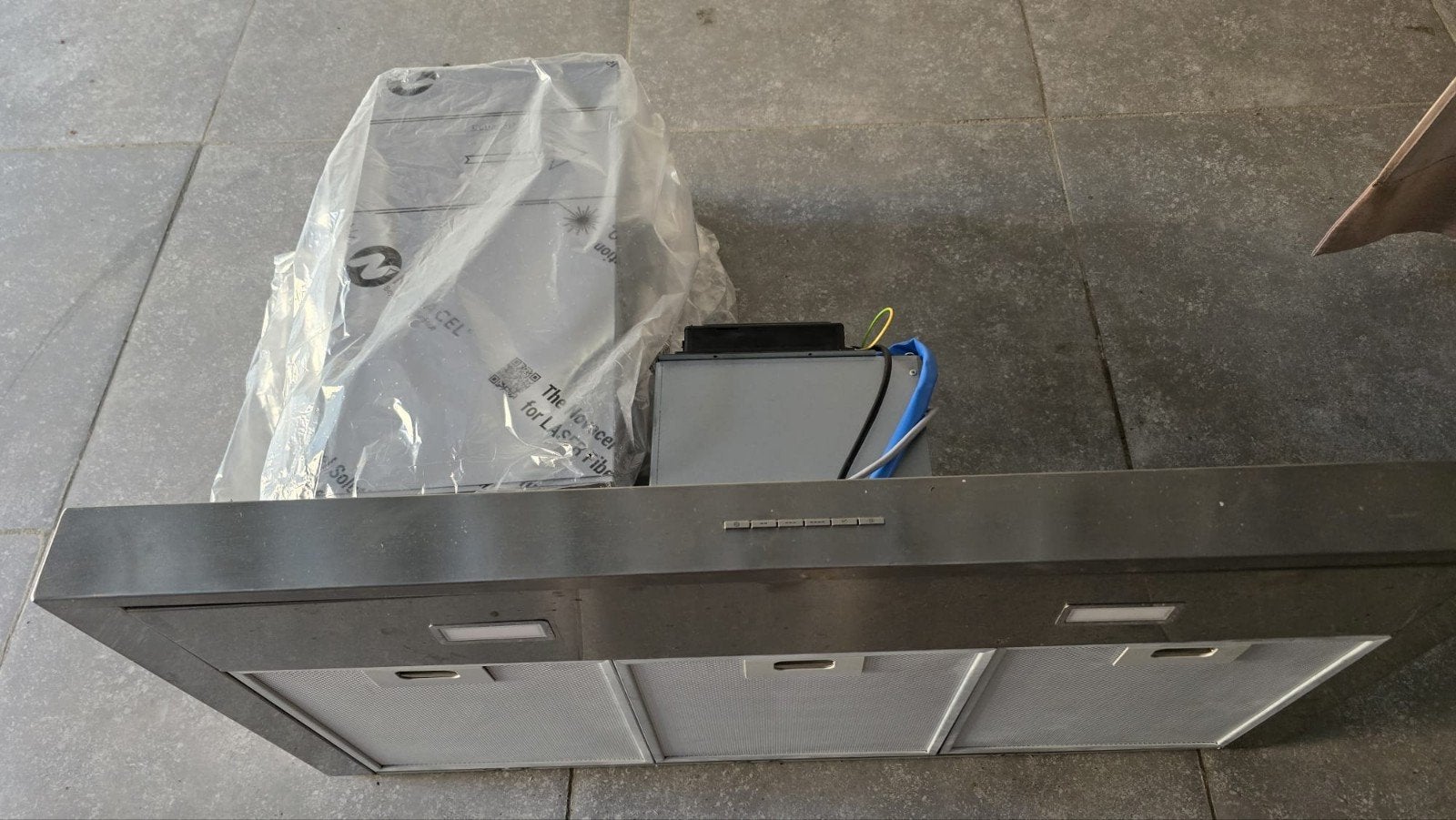hotte Smeg, Enlèvement, Moteur