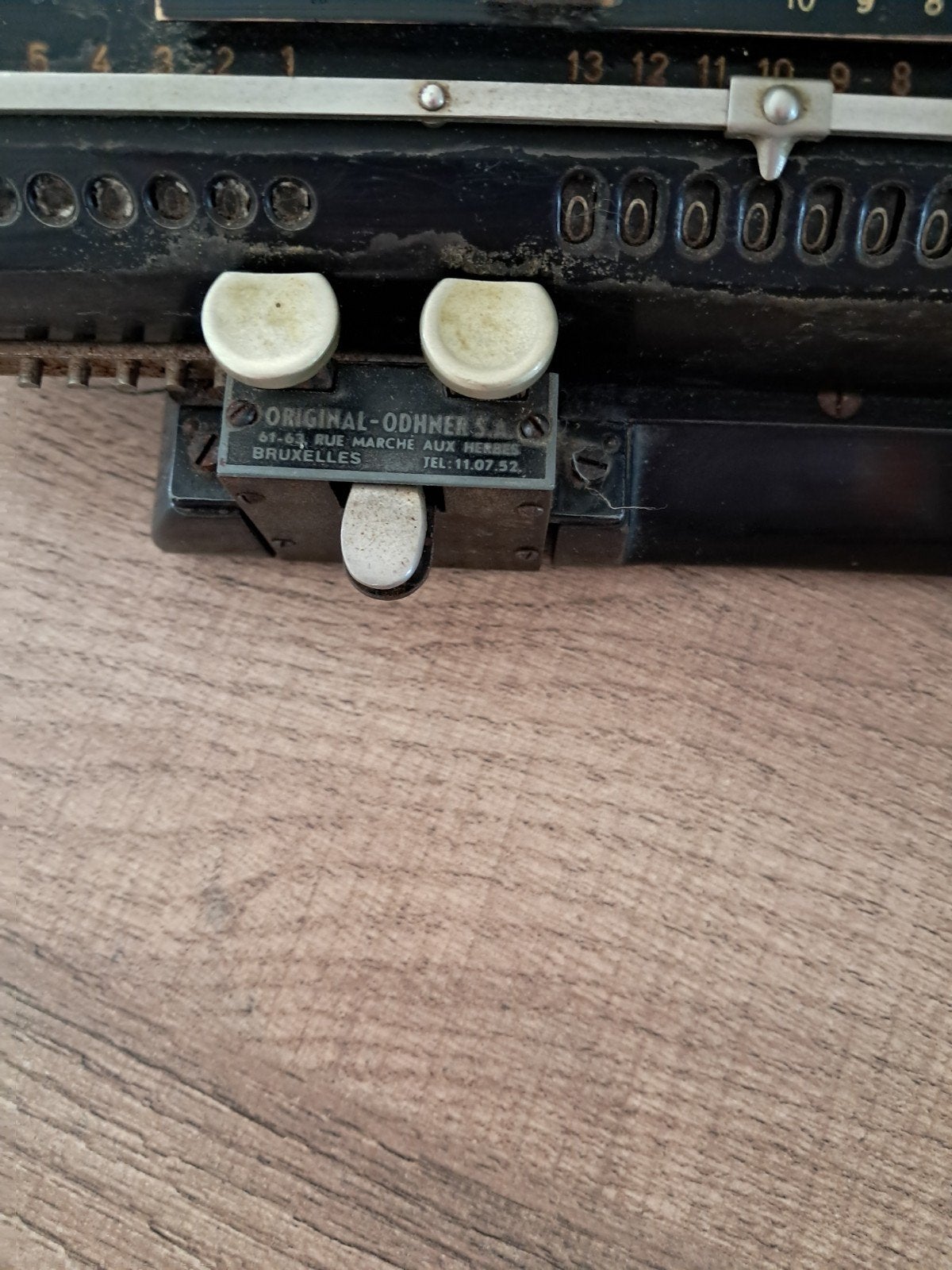ancienne calculatrice mécanique Odhner, Enlèvement ou Envoi