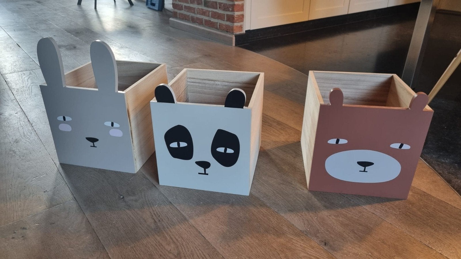 Houten boxen, Ophalen