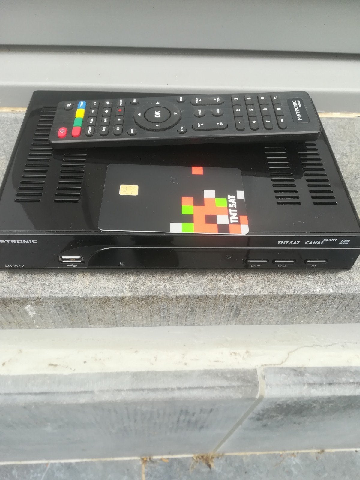 Démodulateur Metronic, TV, Hi-fi & Vidéo, Neuf, Accessoires d'antenne (parabolique), Autres marques