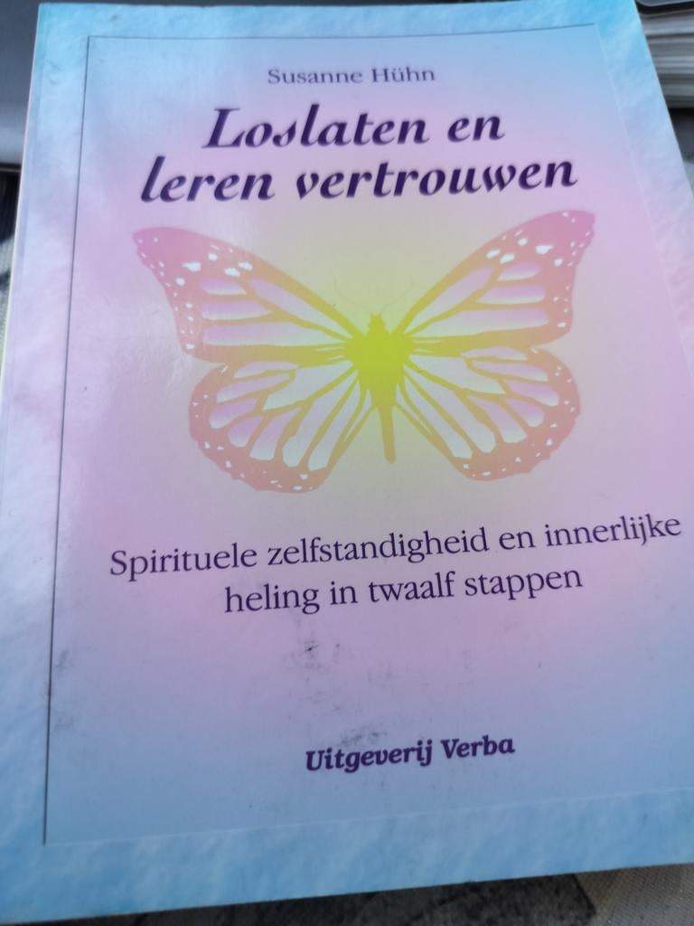 S. Hühn - Loslaten en leren vertrouwen, Boeken, Ophalen of Verzenden, S. Hühn