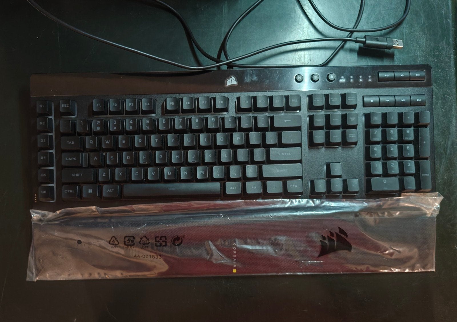 gaming keyboard corsair k55 rgb pro, Enlèvement