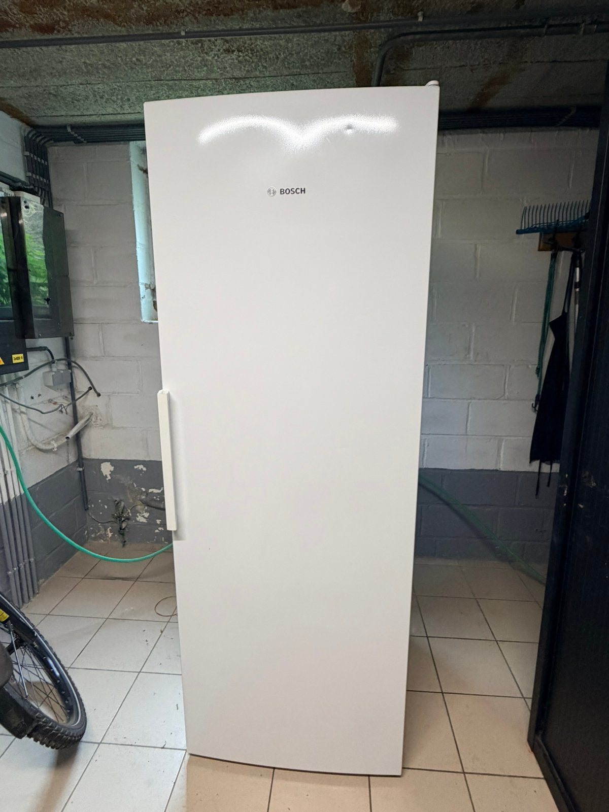 Congelateur Bosch, Congélateur, Classe énergétique A ou plus économe, 160 cm ou plus, Enlèvement