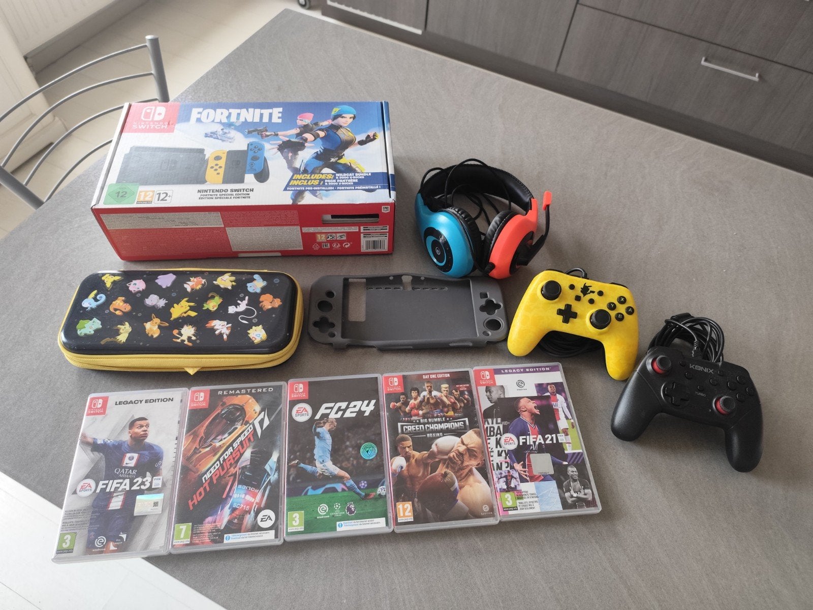 Édition spéciale Switch Fortnite, Consoles de jeu & Jeux vidéo, Enlèvement ou Envoi