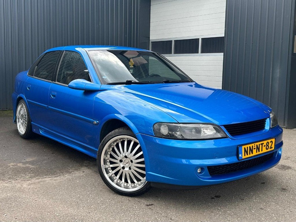Opel Vectra 1996 AUTOMAAT 2.5 BENZINE Luchtvering, Auto's, Opel, Beige, Bedrijf, 5 deurs, Elektrische ramen