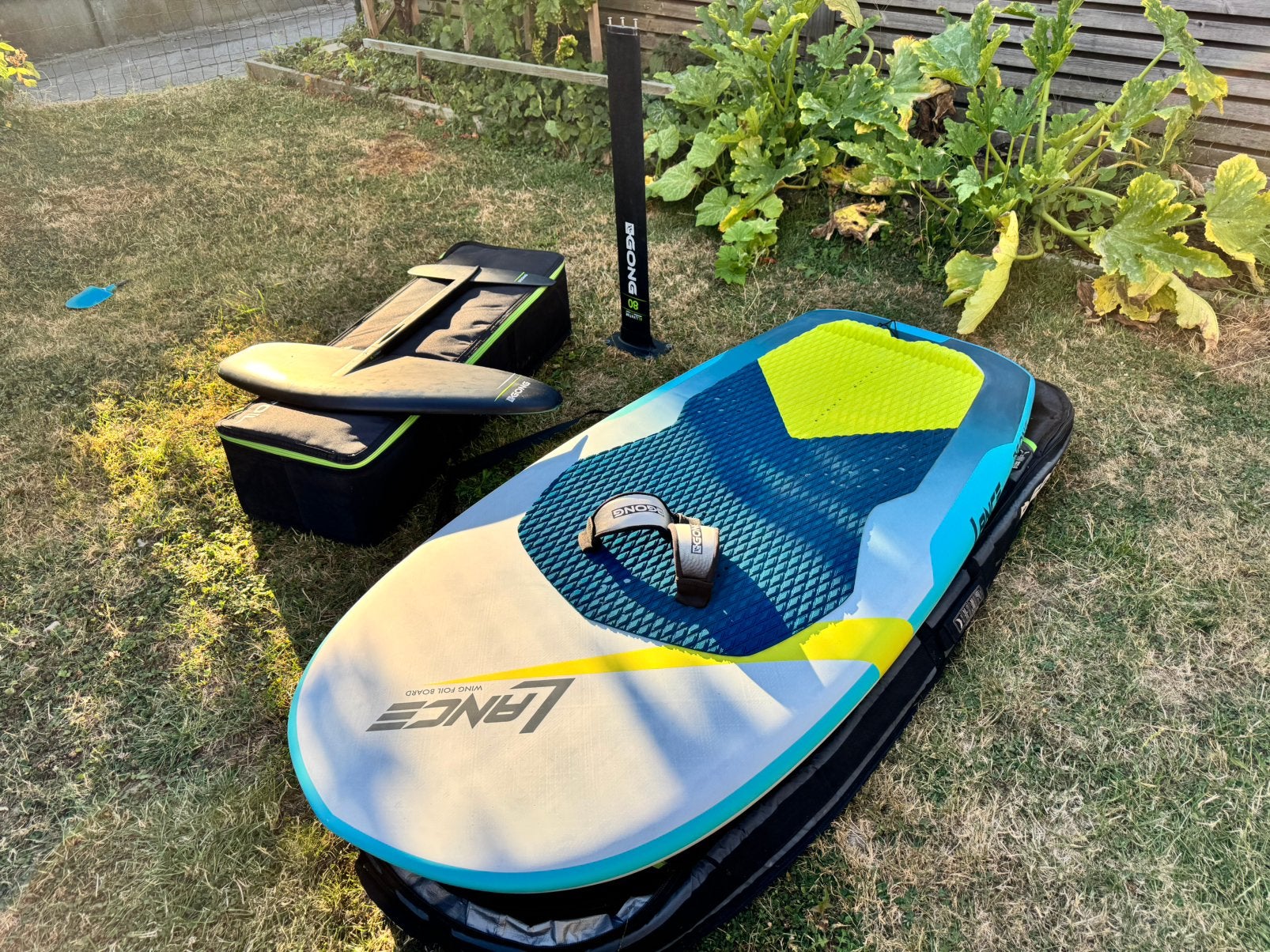 Gong board + foil voor beginners, Enlèvement, Utilisé, Ensemble de planche à voile
