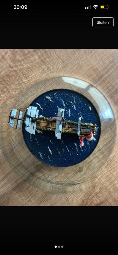 Miniatuur bootje in een stolp, Verzamelen, Scheepvaart, Ophalen, Nieuw, Zeilboot, Schaalmodel