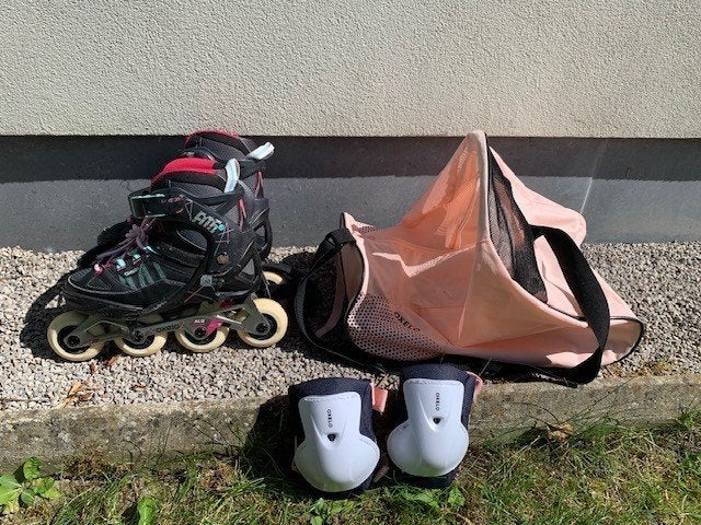Skeelers maat 35-38 met beschermers & opbergtas, Sport en Fitness, Skeelers, Kinderen, Inline skates 4 wielen, Ophalen, Overige merken