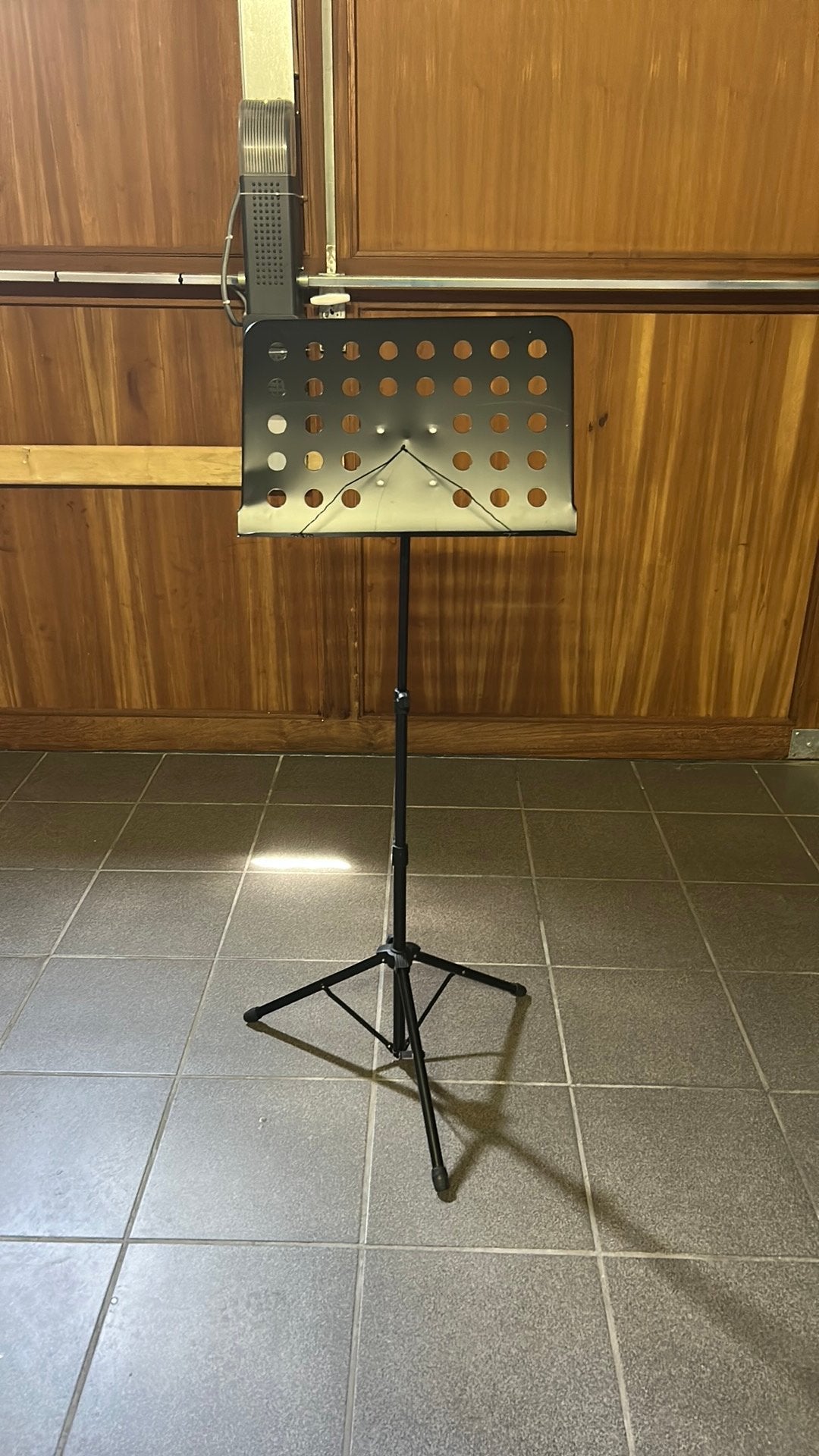 Muziekstatief, Ophalen, Zo goed als nieuw