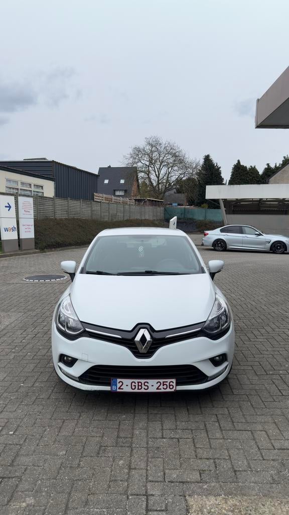 Renault Clio 2017 | 159.000km | Rijdt Perfect, Auto's, Voorwielaandrijving, Stof, Wit, 5 deurs