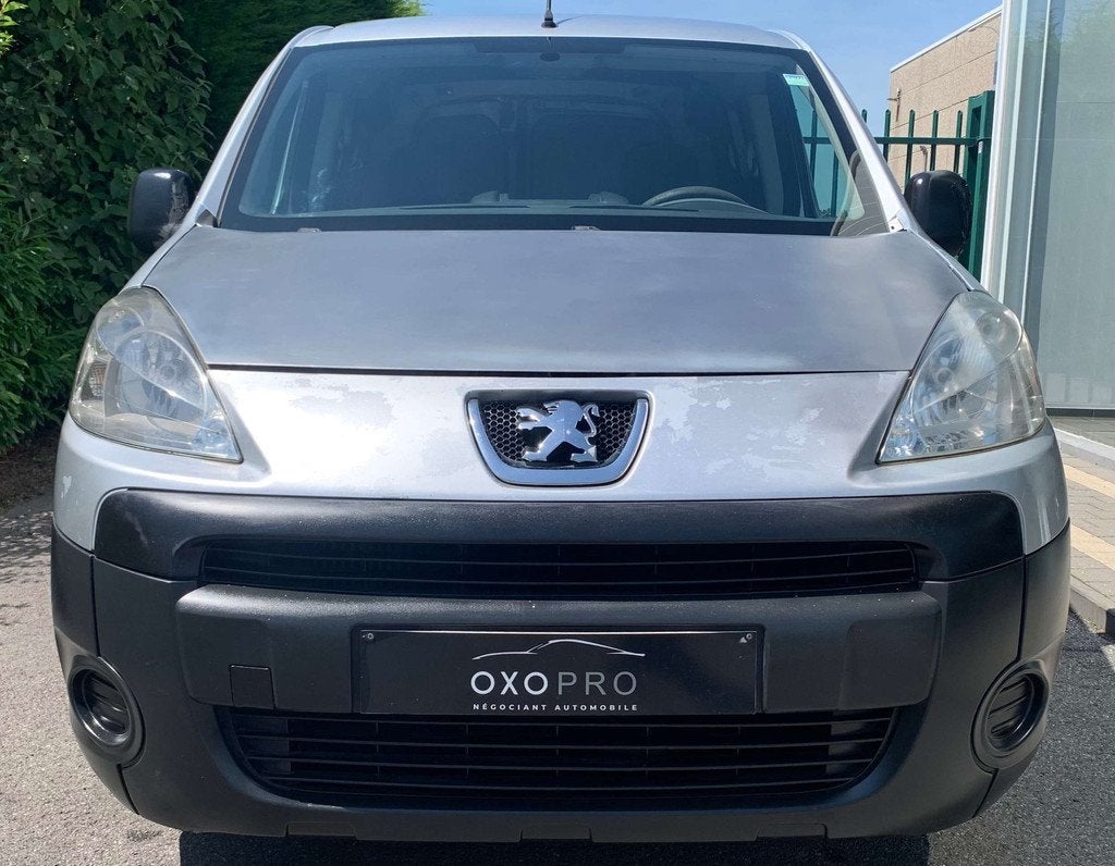 Citroën Berlingo 1.6 HDi / UTILITAIRE / 2 PLACES / CARPLAY, Argent ou Gris, Achat, 6 portes, Entreprise