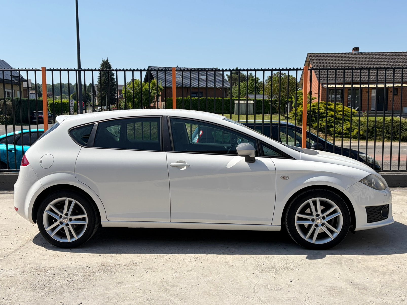 SEAT LEON ÉDITION FR 2.0CR TDI 140CV 189 000KM CARPASS 2012, Autos, Seat, Euro 5, Achat, Entreprise, Noir