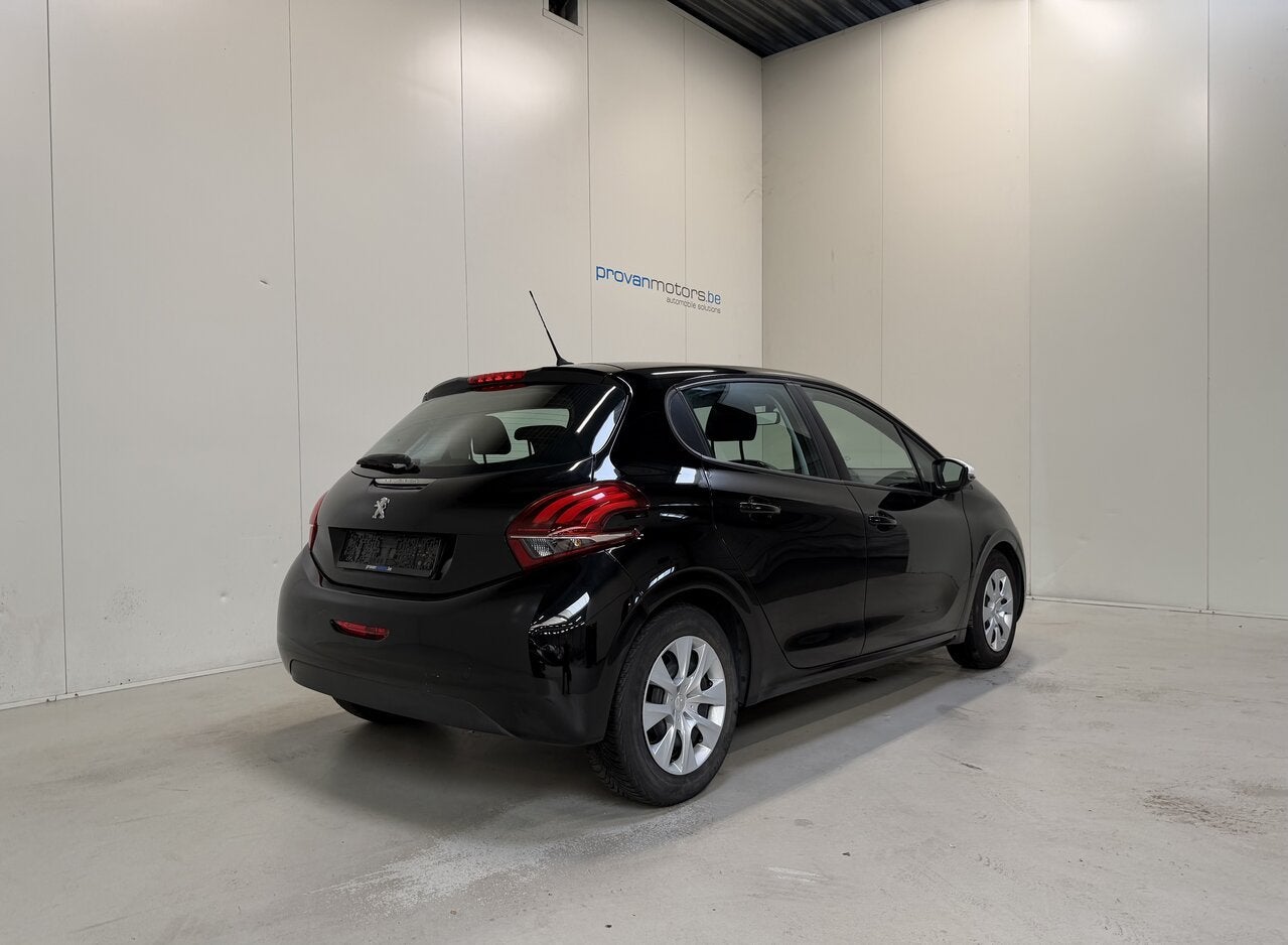 Peugeot 208 1.2 Benzine - Airco - Radio - Topstaat!, Auto's, 0 kg, 4 deurs, 50 kW, Euro 6