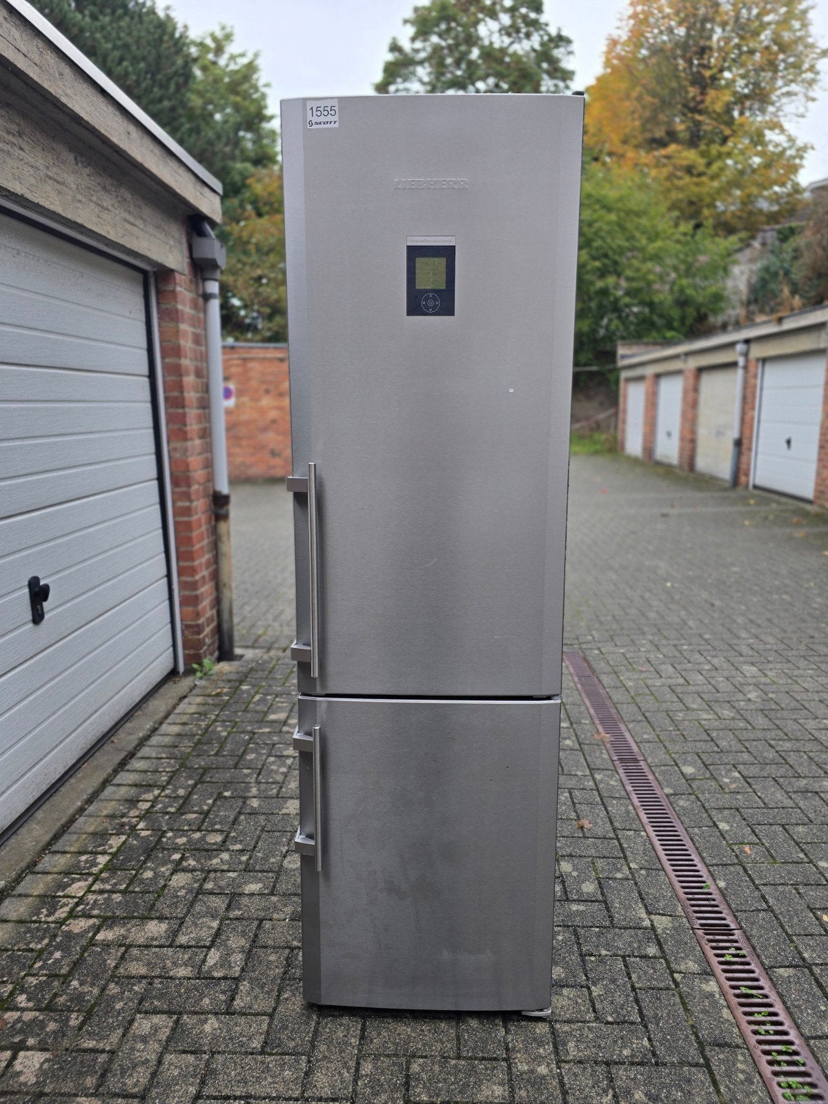 LIEBHERR  frigo avec congélateur  A+++ NO FROST, Electroménager, Enlèvement