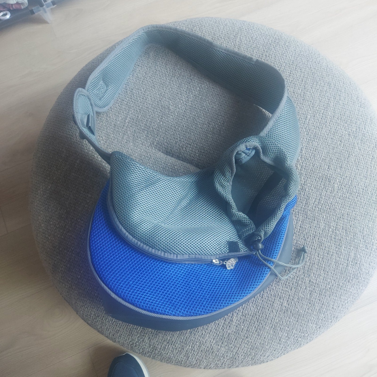 sac bandoulière petit chien, Enlèvement