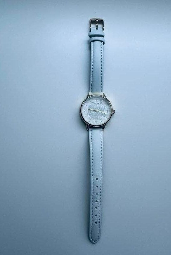 Nieuw dameshorloge met Swarovski-kristallen, Polshorloge, Nieuw, Kunststof, Met strass