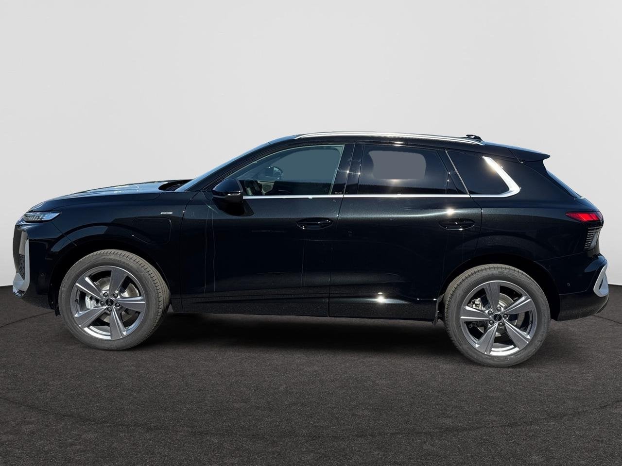 Audi Q3 SUV e-hybrid (PHEV) Q3 SUV e-hybrid 1.5 TFSI Corpora, Auto's, Automaat, https://public.car-pass.be/vhr/69f0c7b0-6f97-4f69-8c31-2577790126e3