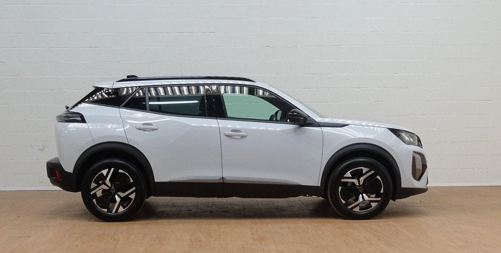 Peugeot 2008 1.2 HYBRID 145 e-DSC6 Allure (automatique), 145 ch, Achat, Entreprise, 1200 kg