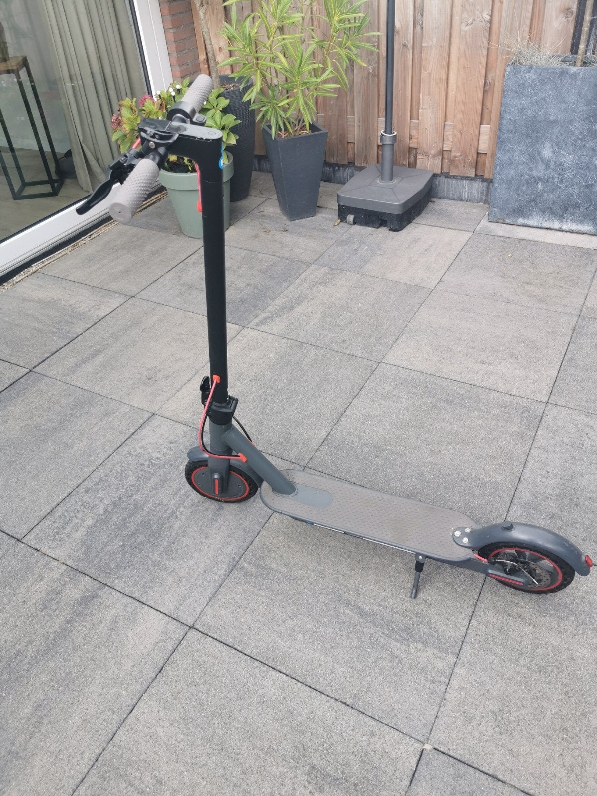 USIE KX61 Elektrische Step 20 km/u – 36V 10Ah – Nette Staat, Ophalen of Verzenden, Zo goed als nieuw