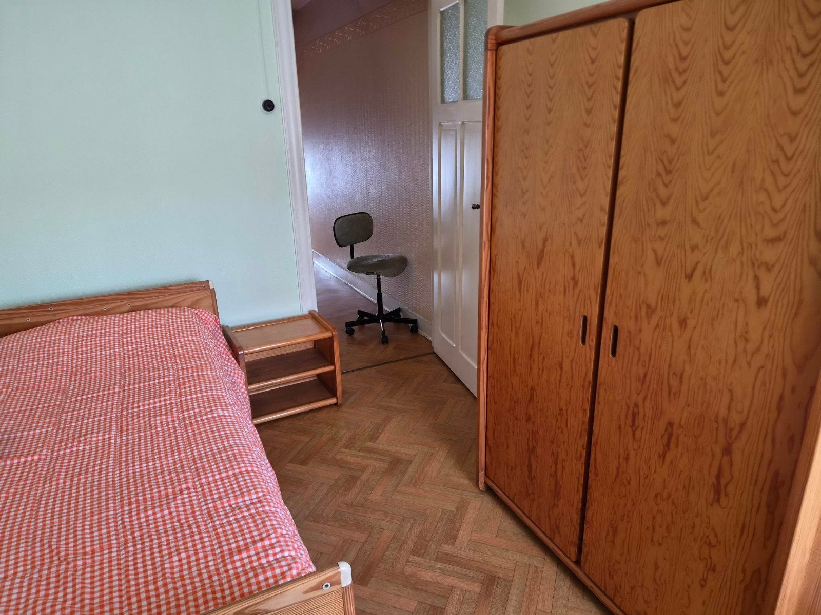 chambre à coucher, Enlèvement