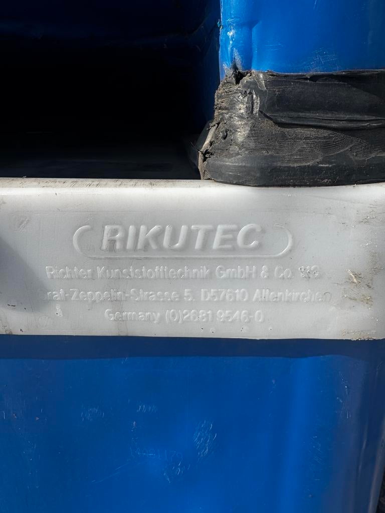 Dubbelwandige IBC’s, Ophalen