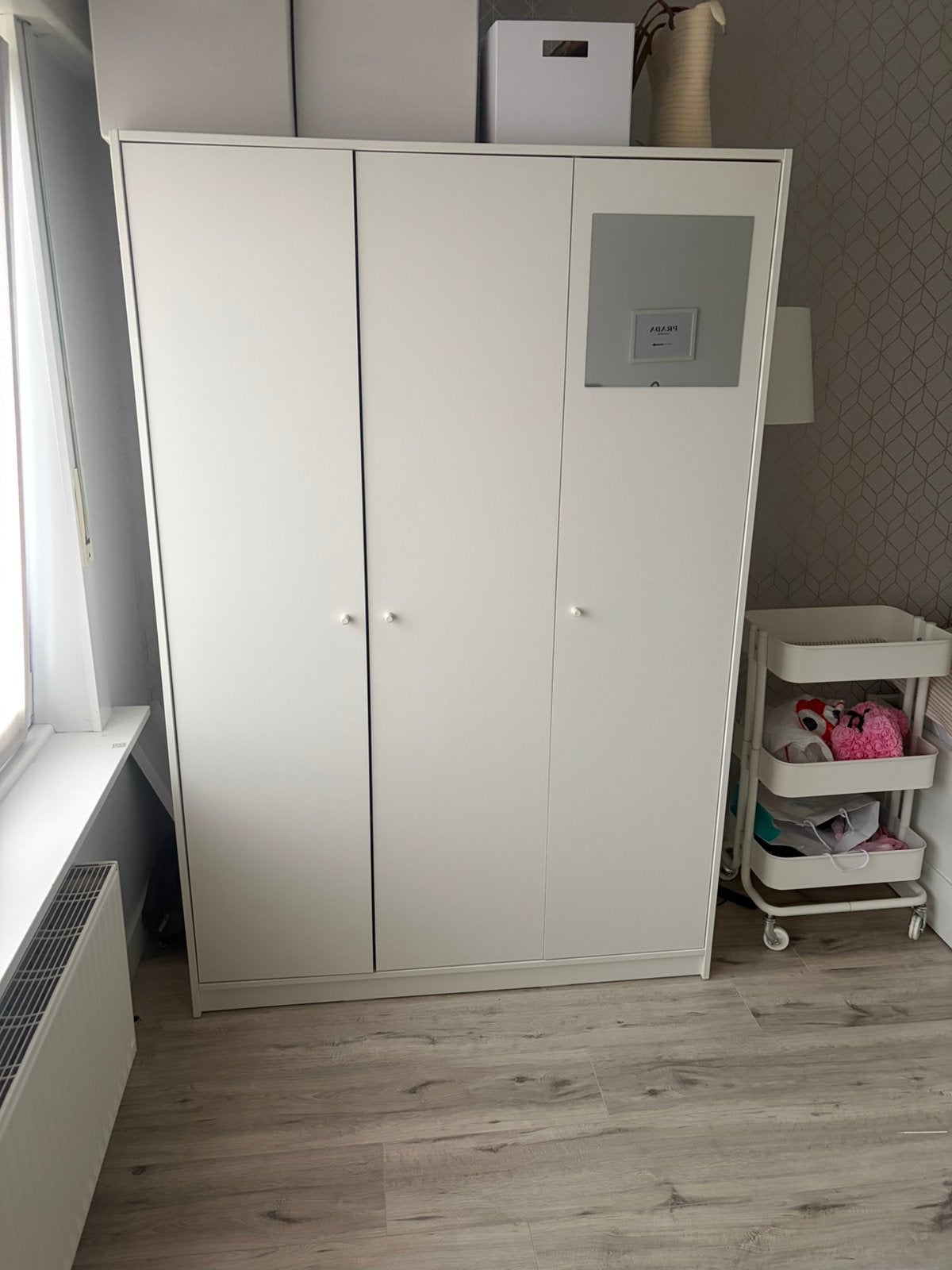 Armoire blanche, Enlèvement, Comme neuf