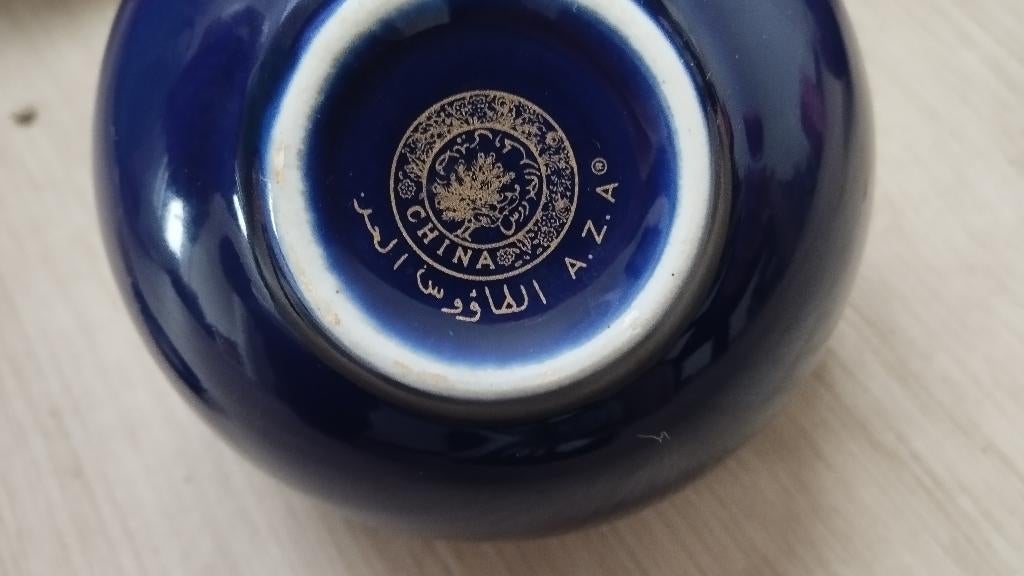 Soupière 'Taws' avec ses bols, Enlèvement