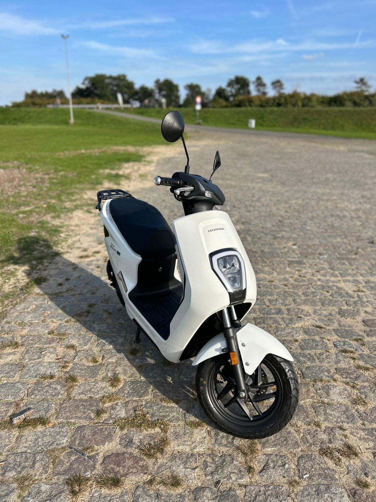 Honda EM1 e : trottinette électrique, Enlèvement, Comme neuf, Classe B (45 km/h), Électrique