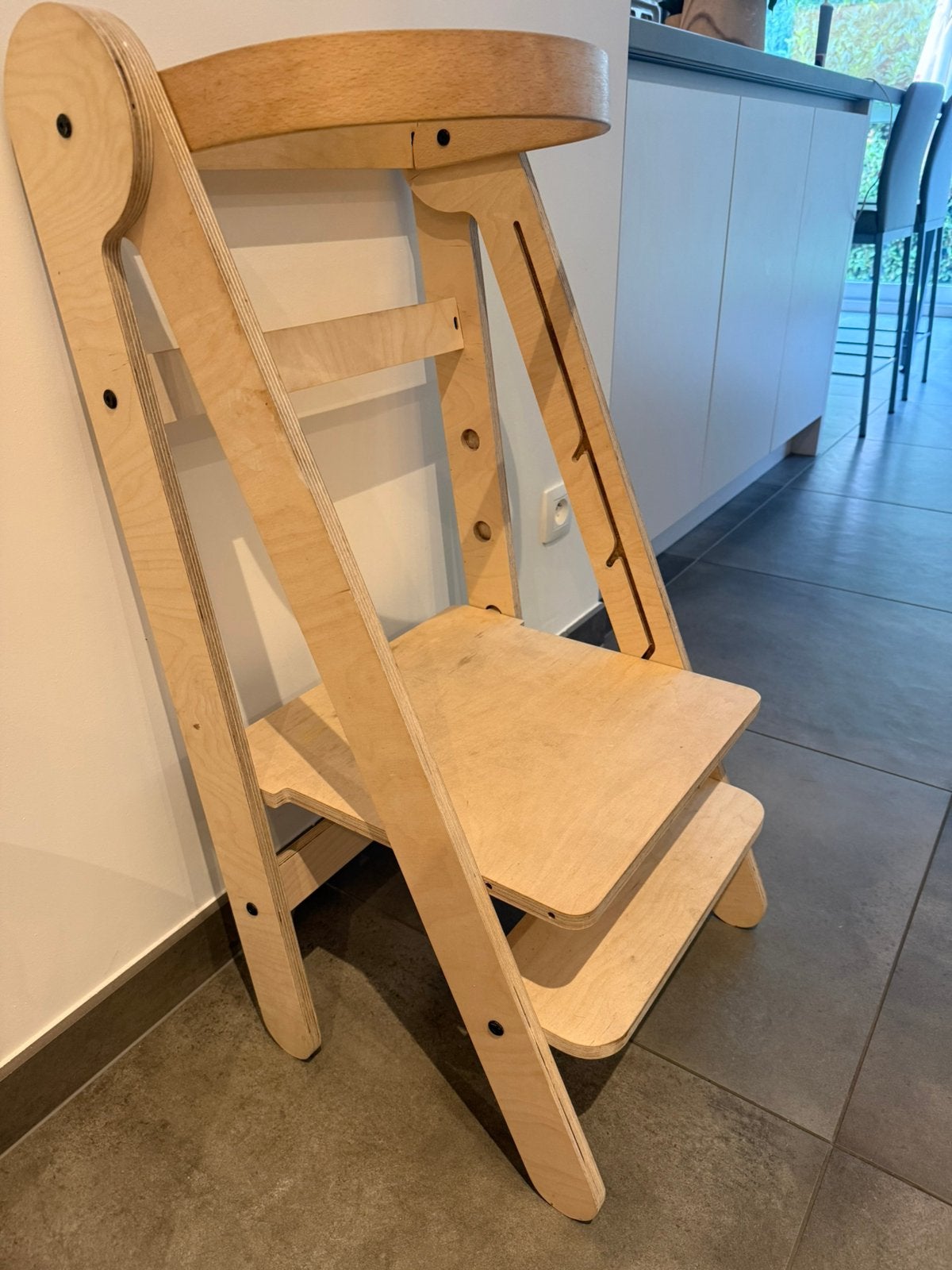 Leertoren in zeer goede staat., Ophalen, Gebruikt