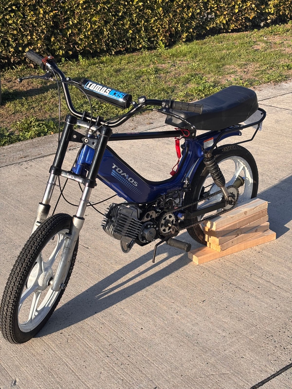 Sondage de valeur Tomos 65cc Stage 1, Neuf, Classe B (45 km/h), Enlèvement, 2 vitesses